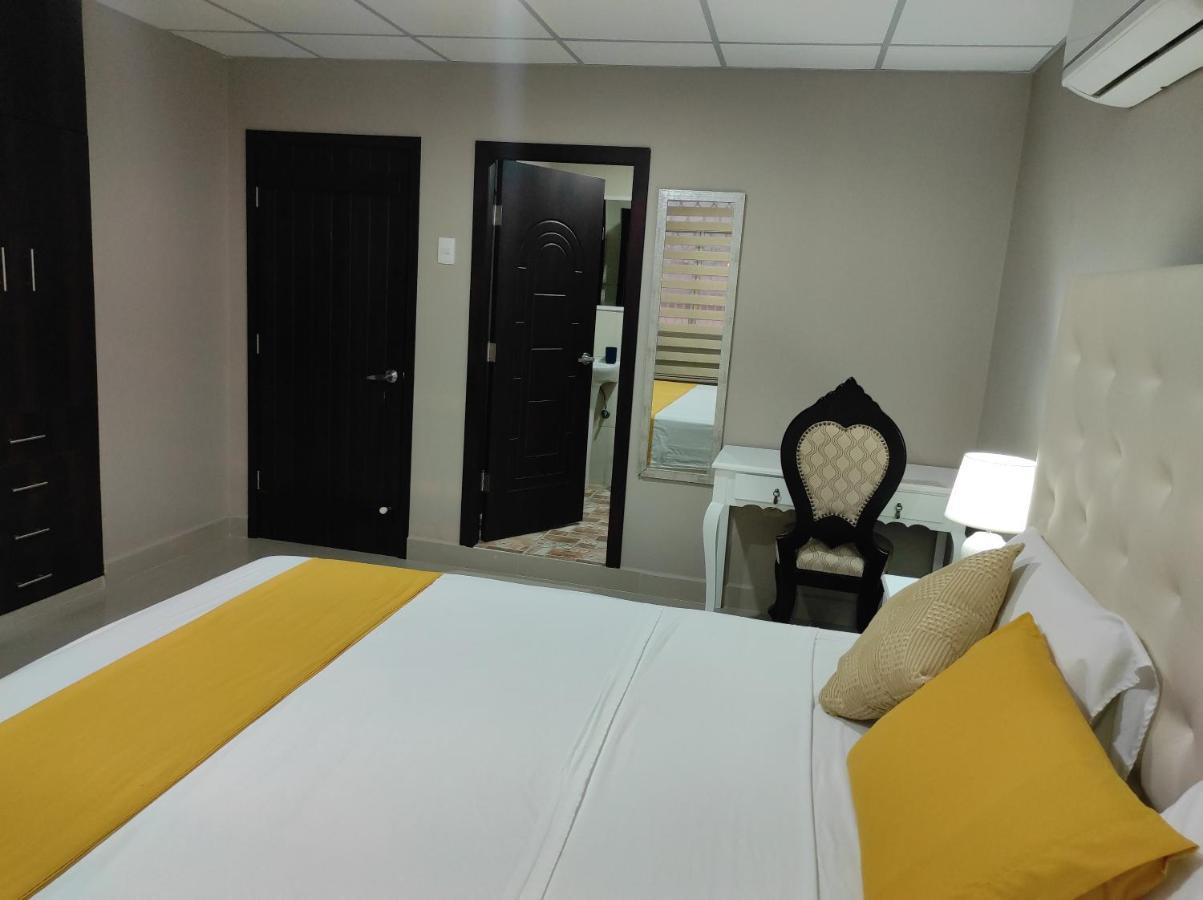 Royalinn Guayaquil Eksteriør bilde